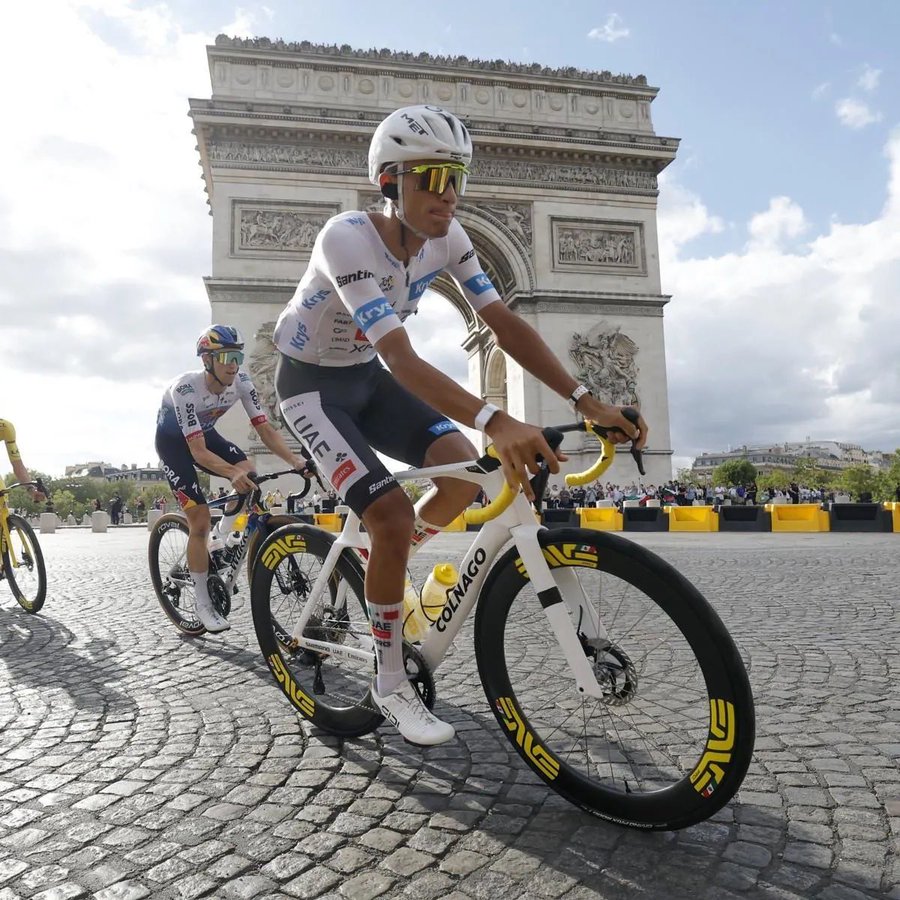 Isaac del Toro ganó el PND en la categoría profesional tras quedar en tercer lugar en la Tour de France